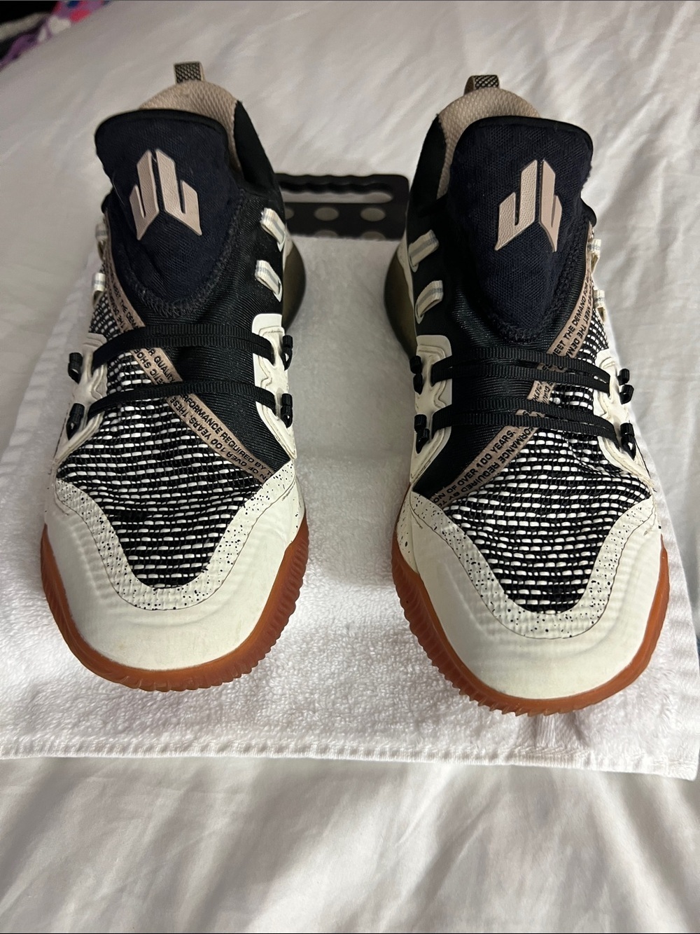 Reebok Black Sneaker Size 7 with White Label